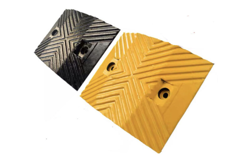 Heavy Duty Rubber Speed Bump Modular Traffic Calming Speed Hump